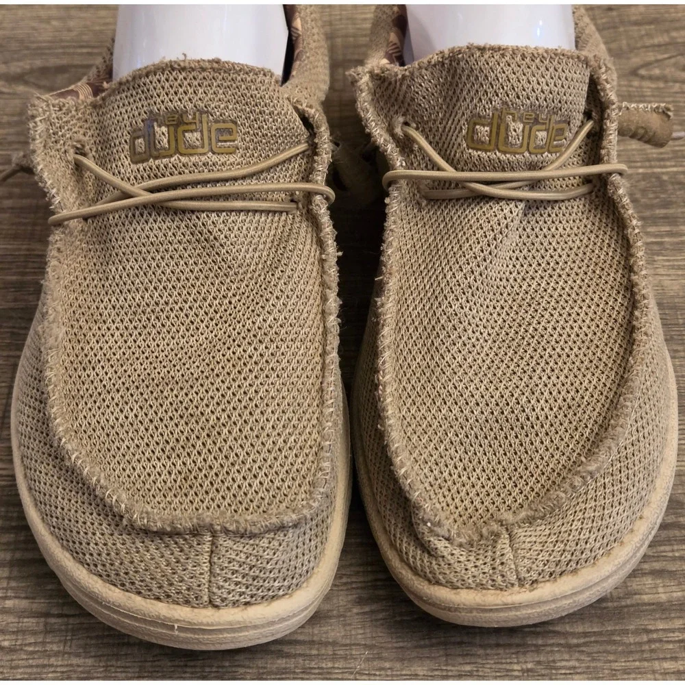 Hey Dude Wally Sox Slip On Shoes Mens Size 10 Beige